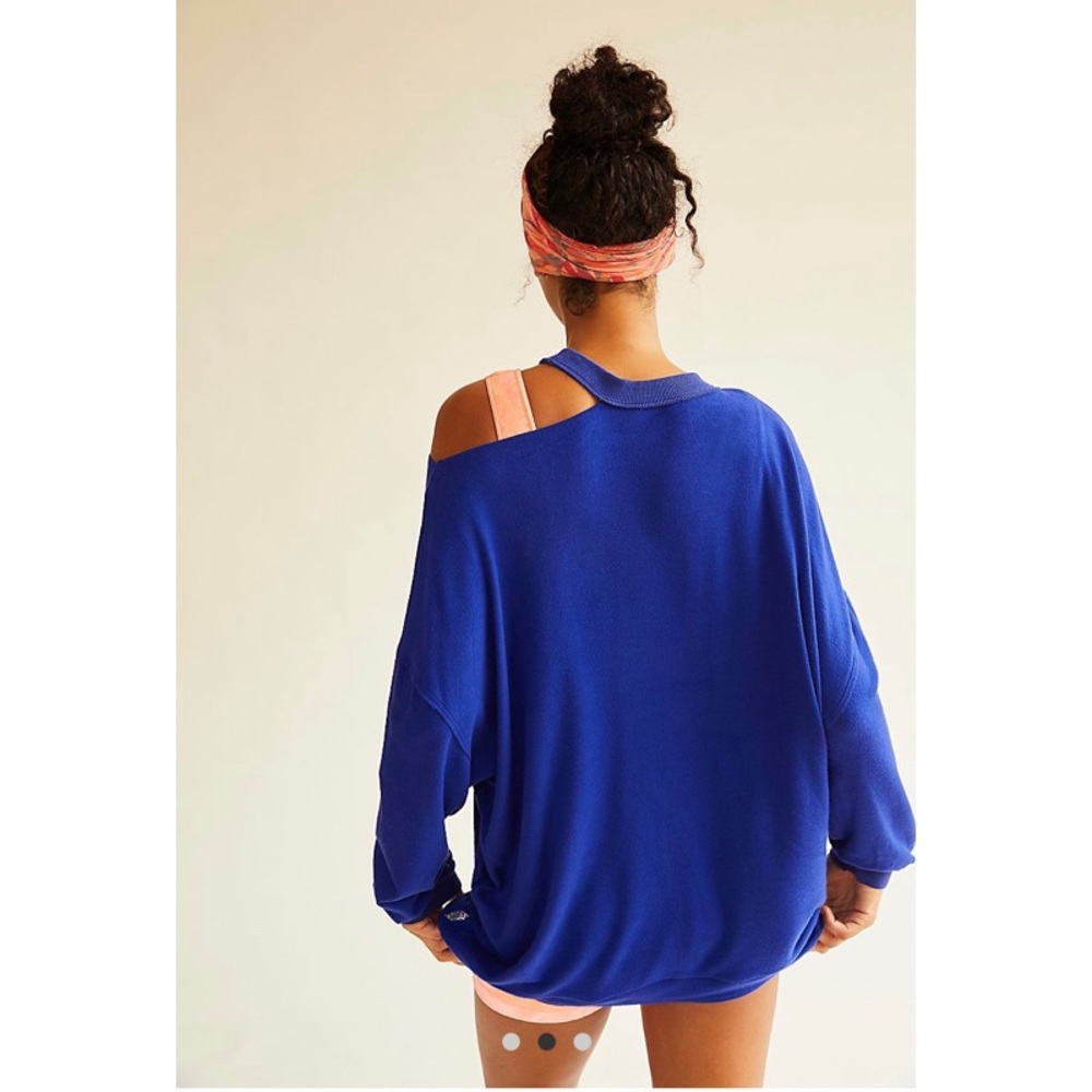 FREE PEOPLE “REVEAL” SWEAT IN REAGAL BLUE NO OFFERS - Picture 3 of 4